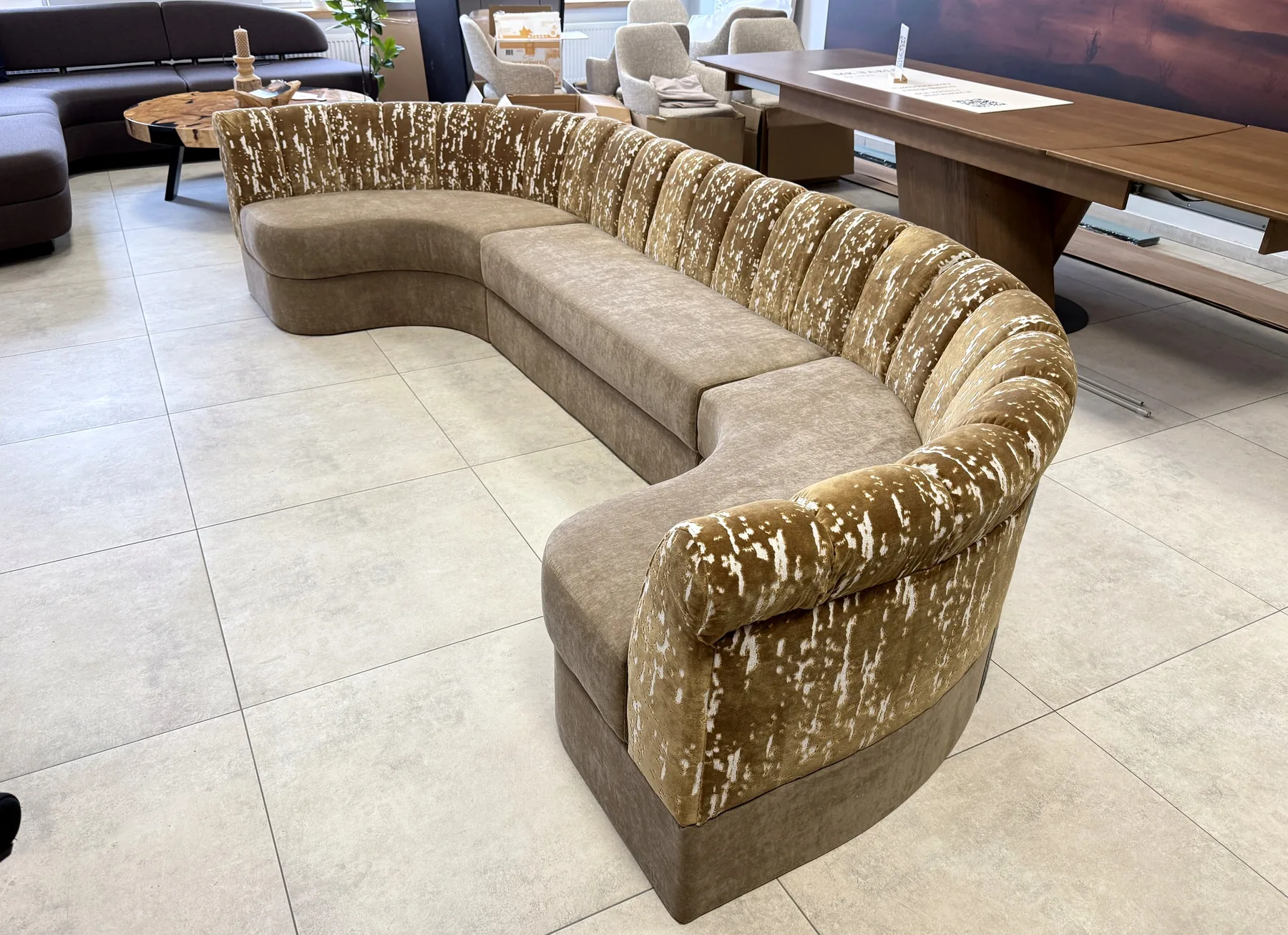 Production of the curved sofa